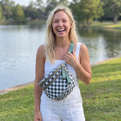 GoFree - The Roomiest Bum Bag